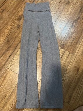 Harlow Gray Knit Flare Leggings